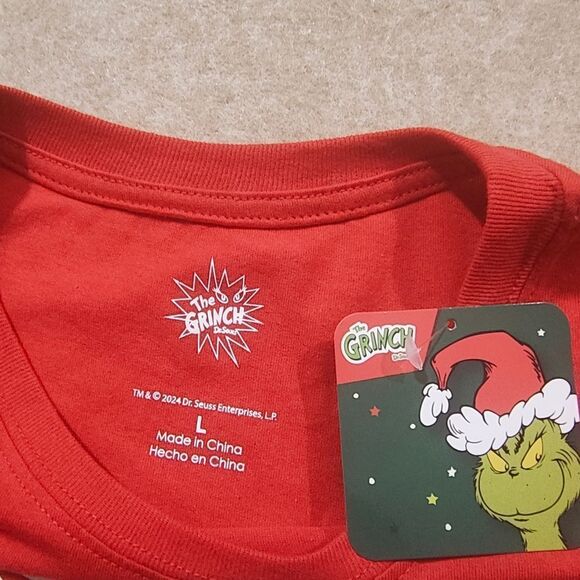 Dr. Seuss Red Grinch Short Sleeve Unisex T-shirt #7 - Picture 5 of 5
